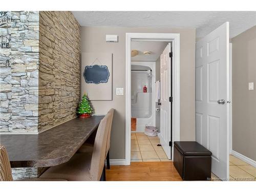 17 Cedar St, Moncton, NB 