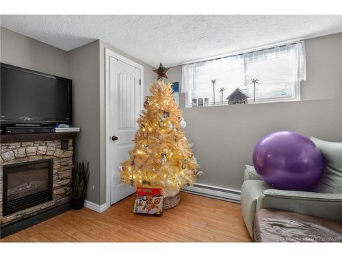 17 Cedar St, Moncton, NB 