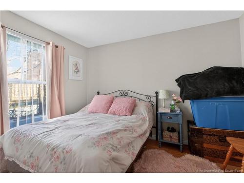 17 Cedar St, Moncton, NB 