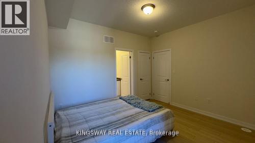 7 Chiffon Street, Vaughan, ON - Indoor Photo Showing Bedroom