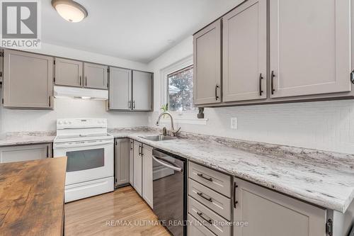 37 Banbury Court, Brampton, ON - Indoor Photo Showing Kitchen