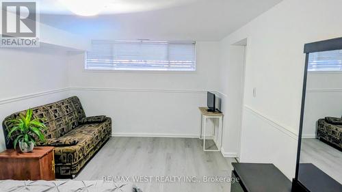 Basement - 1559 Northmount Avenue, Mississauga, ON - Indoor Photo Showing Other Room