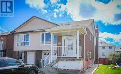 28 PETERSON COURT N  Brampton, ON L6Z 1K6