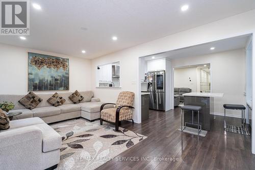11 Hoover Road, Brampton, ON - Indoor Photo Showing Living Room