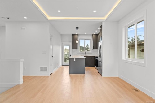 631 Eighth St, Nanaimo, BC 