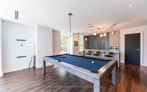 408-1 Cardiff Road, Toronto, ON - Indoor Photo Showing Other Room