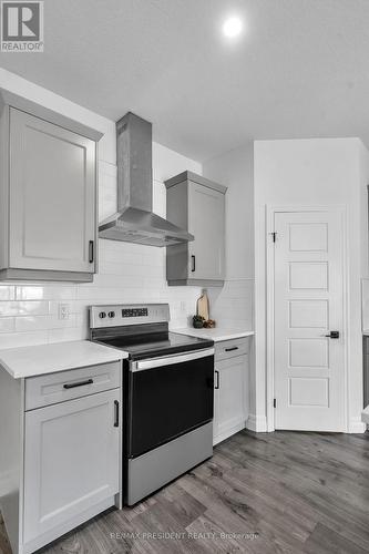 High Efficiency Exhaust - 133 Marconi Court, London East, ON - Indoor Photo Showing Kitchen
