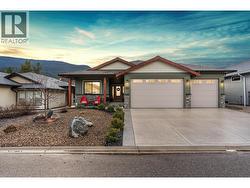 2444 York Avenue Unit# 8  Armstrong, BC V4Y 0Y3