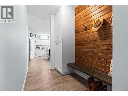 2444 York Avenue Unit# 8, Armstrong, BC - Indoor Photo Showing Other Room