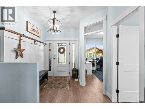 2444 York Avenue Unit# 8, Armstrong, BC - Indoor Photo Showing Other Room