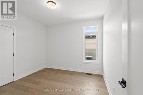 1051 Moore Street, Brockville, ON - Indoor Photo Showing Other Room