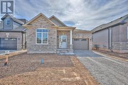 407 LOUISA STREET Fort Erie (Lakeshore), ON L2A 6T6