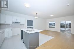 Front view of the property in winter - 