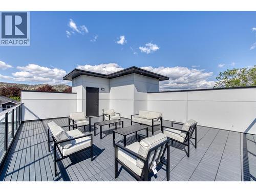 1034 Martin Avenue Unit# 4, Kelowna, BC - Outdoor With Deck Patio Veranda With Exterior