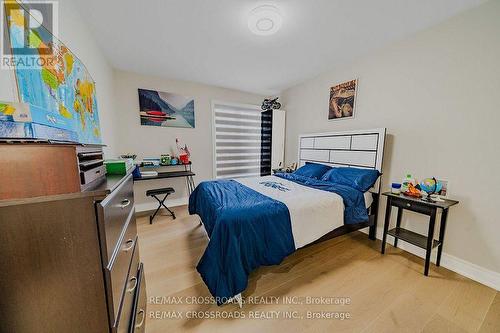 50 Carriage Shop Bend, East Gwillimbury, ON - Indoor Photo Showing Bedroom
