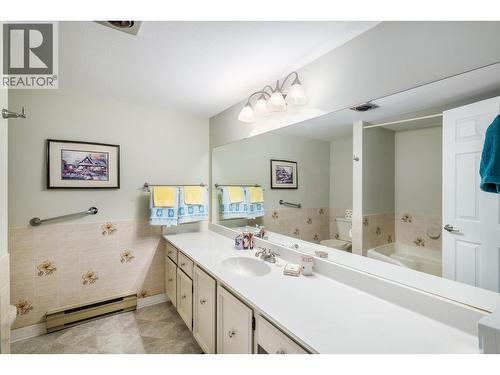 1035 Bernard Avenue Unit# 214 Lot# 29, Kelowna, BC - Indoor Photo Showing Bathroom