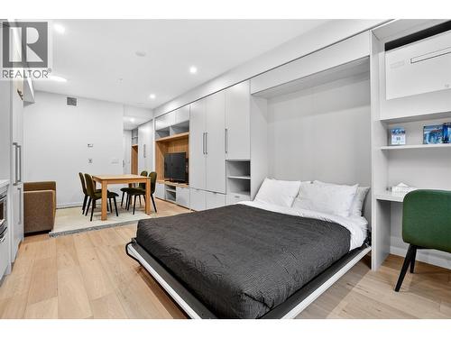 4280 Red Mountain Road Unit# 109, Rossland, BC - Indoor Photo Showing Bedroom