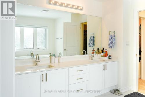 144 Rosanne Circle, Wasaga Beach, ON - Indoor Photo Showing Bathroom