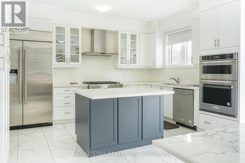 144 Rosanne Circle, Wasaga Beach, ON - Indoor Photo Showing Kitchen