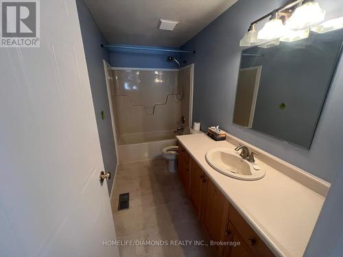 44 Karalee Crescent, Cambridge, ON - Indoor Photo Showing Bathroom