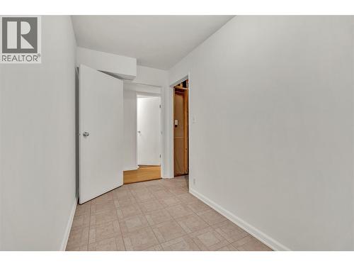 1528 Beatty Street, Penticton, BC - Indoor Photo Showing Other Room