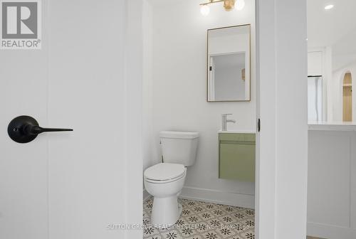 Powder Room - 909 - 60 Southport Street, Toronto, ON - Indoor Photo Showing Bathroom
