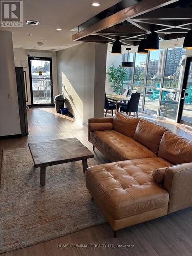 1001 - 60 Charles Street, Kitchener, ON - Indoor