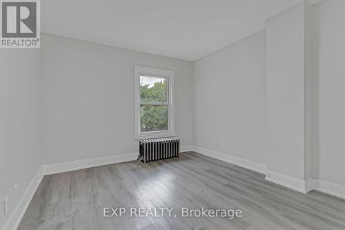 23 Lyndhurst Street, Hamilton, ON - Indoor Photo Showing Other Room