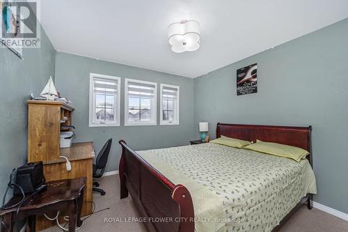 107 Skipton Crescent, Cambridge, ON - Indoor Photo Showing Bedroom