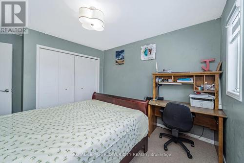 107 Skipton Crescent, Cambridge, ON - Indoor Photo Showing Bedroom