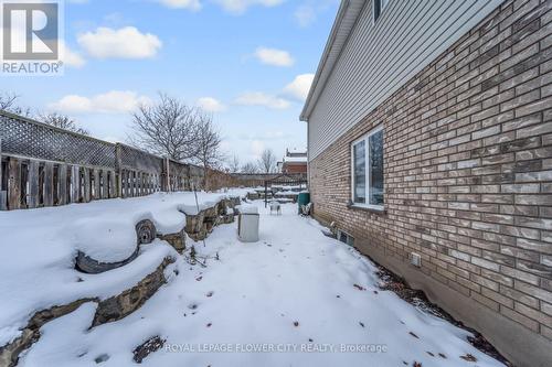 107 Skipton Crescent, Cambridge, ON - Outdoor