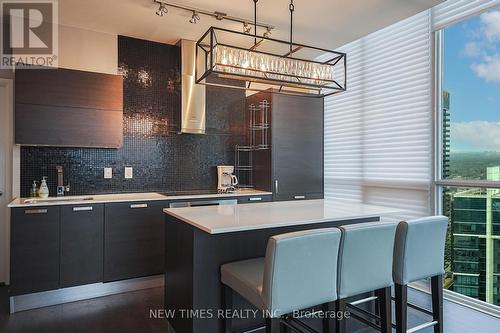 4202 - 9 Bogert Avenue, Toronto, ON - Indoor Photo Showing Kitchen With Upgraded Kitchen