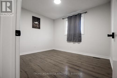 Main - 699 Classic Drive, London East, ON - Indoor Photo Showing Other Room