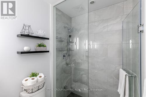 A216 - 241 Sea Ray Avenue, Innisfil, ON - Indoor Photo Showing Bathroom
