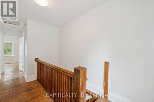 289 Houghton Avenue S, Hamilton, ON - Indoor Photo Showing Other Room