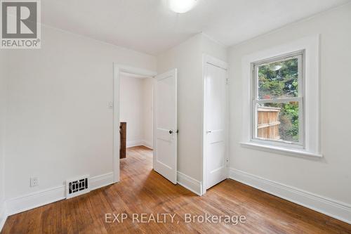 289 Houghton Avenue S, Hamilton, ON - Indoor Photo Showing Other Room