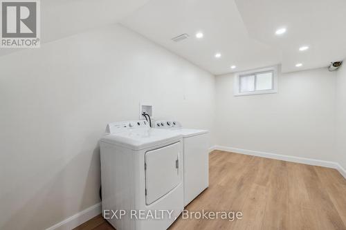 289 Houghton Avenue S, Hamilton, ON - Indoor Photo Showing Laundry Room