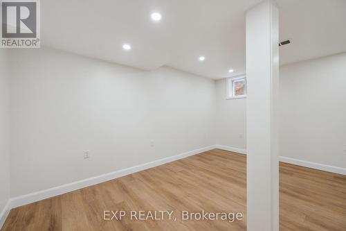 289 Houghton Avenue S, Hamilton, ON - Indoor Photo Showing Other Room