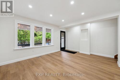 289 Houghton Avenue S, Hamilton, ON - Indoor Photo Showing Other Room