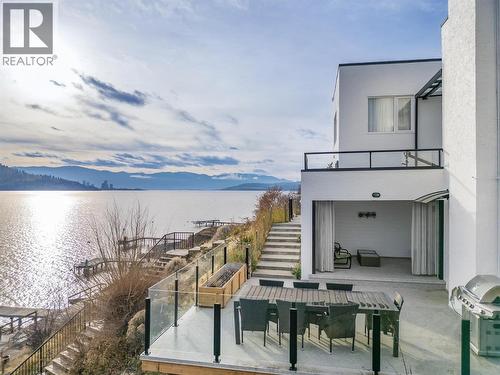 15 Traders Cove Road, Kelowna, BC - Outdoor With Body Of Water