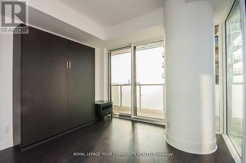 1708 - 1080 Bay Street, Toronto, ON - Indoor Photo Showing Other Room