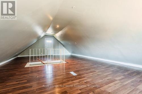 Upper - 19 Sanford Avenue S, Hamilton, ON - Indoor Photo Showing Other Room