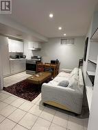 82 VALHALLA COURT  Aurora, ON L4G 5W5