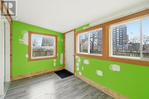 480 Nelson Avenue, Burlington, ON - Indoor Photo Showing Other Room