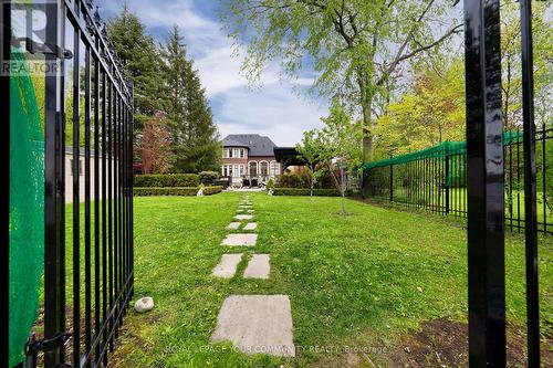 173 Lakeland Crescent, Richmond Hill, ON - Outdoor