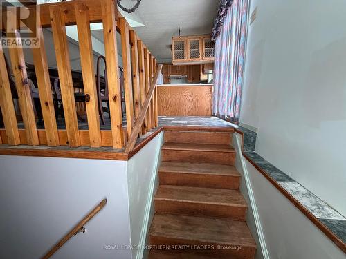 121 Girdwood Crescent, Timmins (Porcupine - West), ON - Indoor Photo Showing Other Room