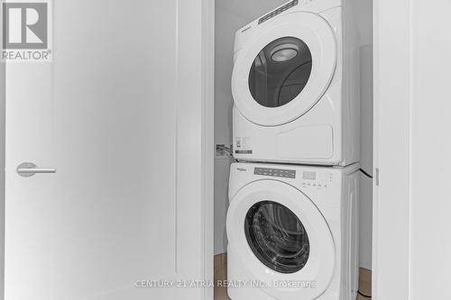 629 - 259 The Kingsway, Toronto, ON - Indoor Photo Showing Laundry Room