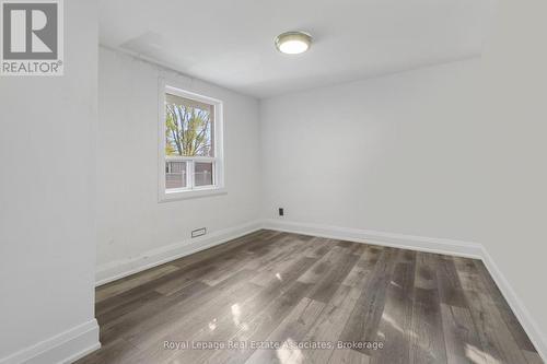 938 Henley Road, Mississauga, ON - Indoor Photo Showing Other Room