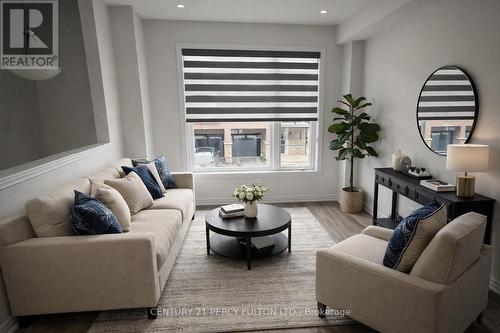 7 - 575 Woodward Avenue, Hamilton, ON - Indoor Photo Showing Living Room