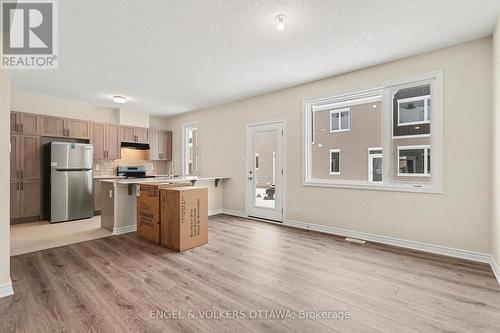 414 Broadcast Avenue, Ottawa, ON - Indoor Photo Showing Kitchen